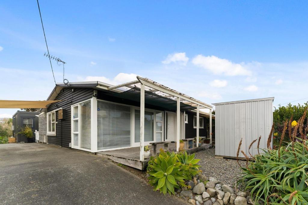 Calapso Cottage - Waikanae Beach Holiday Home Exterior foto